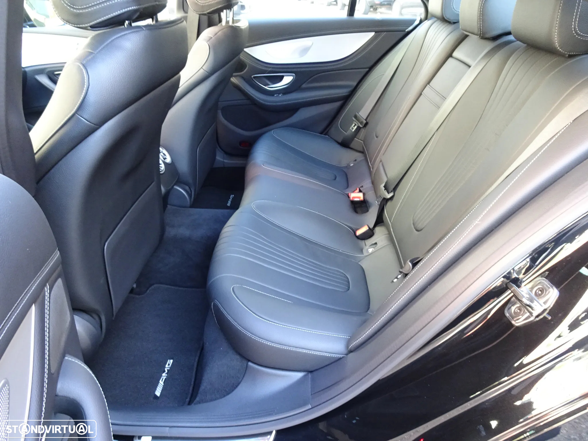 Mercedes-Benz CLS 300 d AMG Line - 26