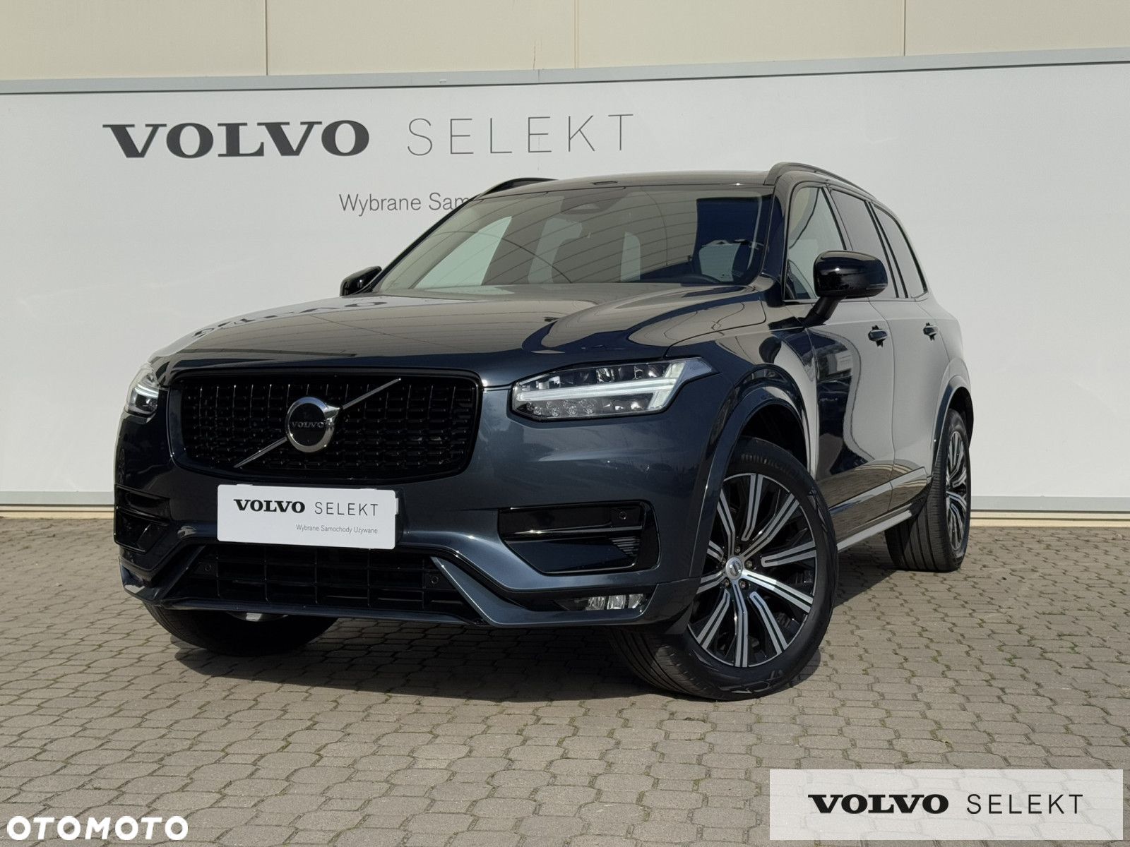 Volvo XC 90 - 1