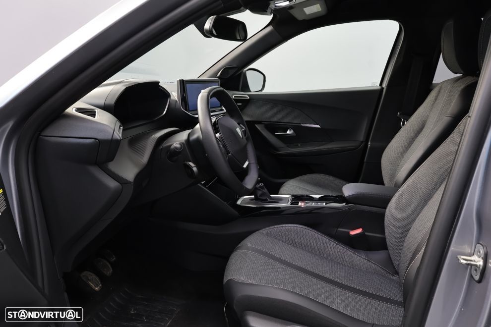Peugeot 2008 1.2 PureTech Allure - 20
