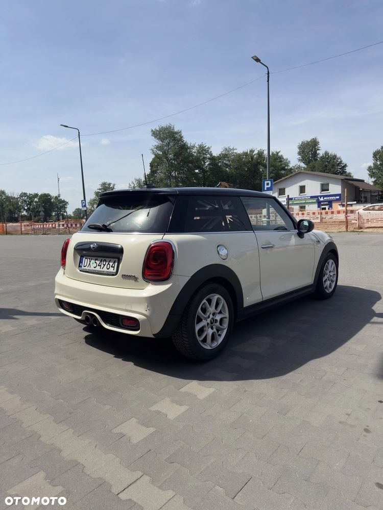 MINI Cooper S Standard - 4