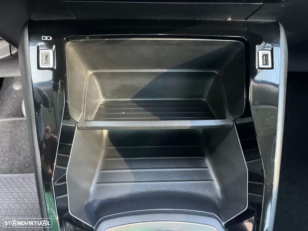 Peugeot 2008 PureTech 100 Stop&Start Allure Pack - 27
