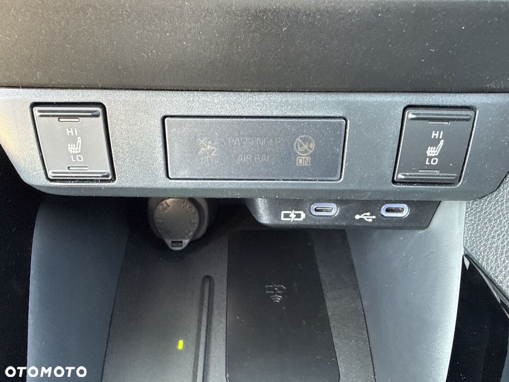 Toyota Yaris Hybrid 1.5 Style - 22