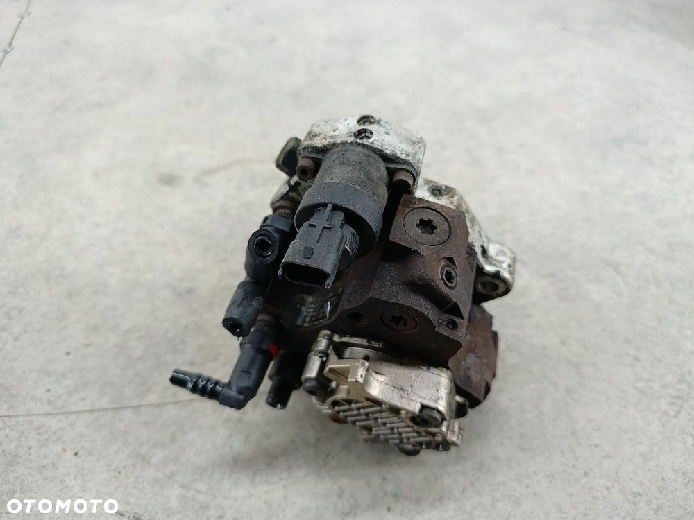 POMPA WTRYSKOWA OPEL VIVARO A 8200170377 0445010033  BOSCH 2.5 DTI - 1