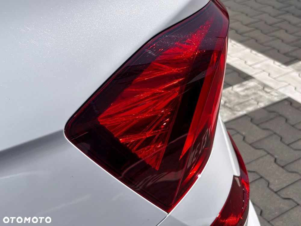 Skoda Kamiq 1.0 TSI Selection DSG - 11