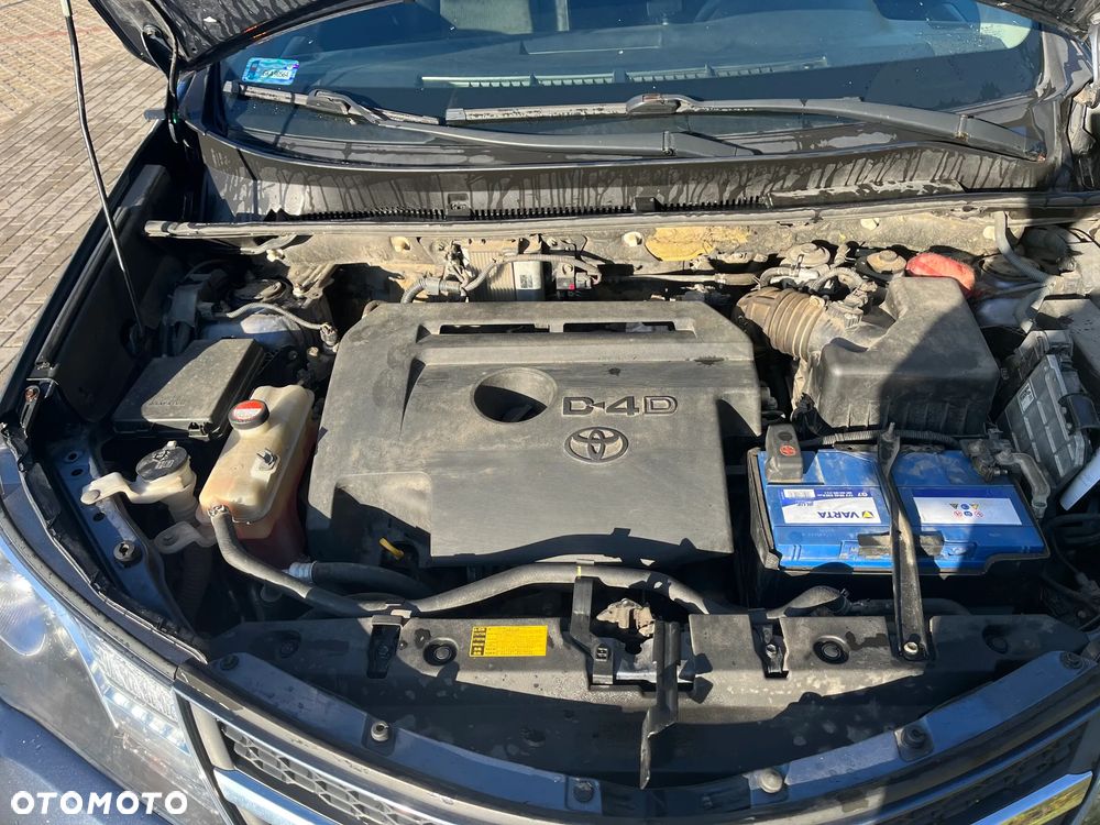 Toyota RAV4 - 13