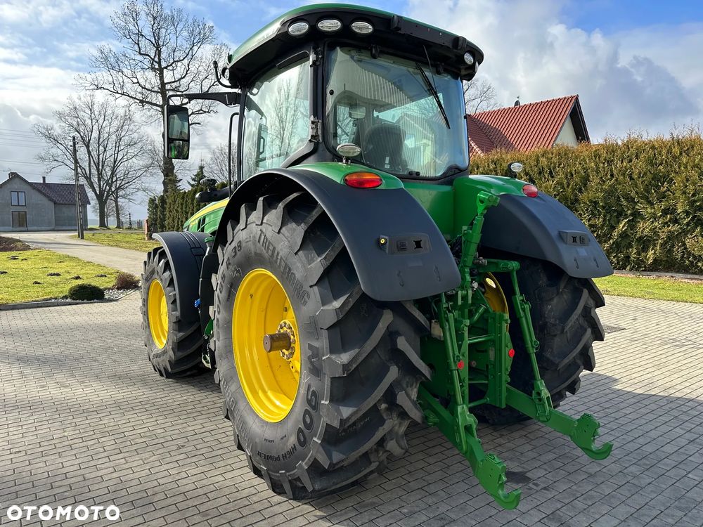 John Deere 8345R, 7230R - 11