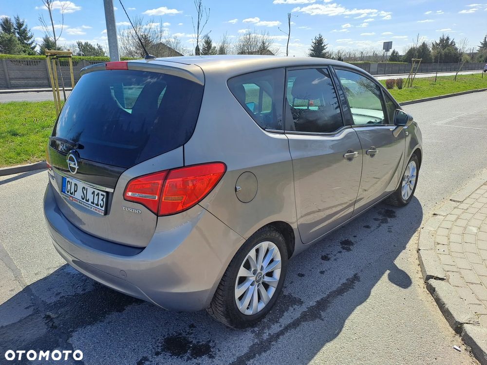 Opel Meriva - 12