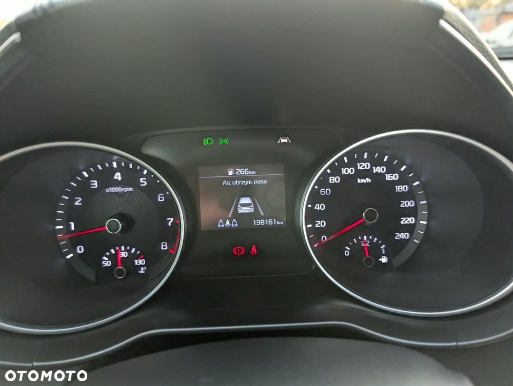 Kia Ceed - 14