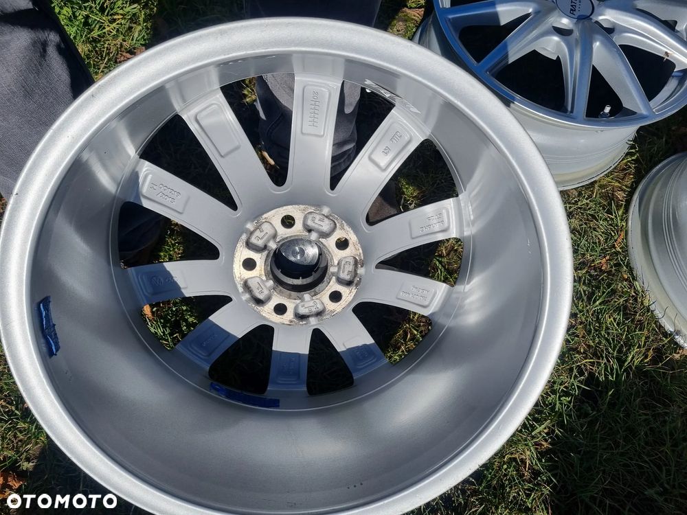 VW TOUAREQ III 760,AUDI Q7,A5,A4 ALLROAD alufelgi 8X18ET25 5X112,super stan - 7