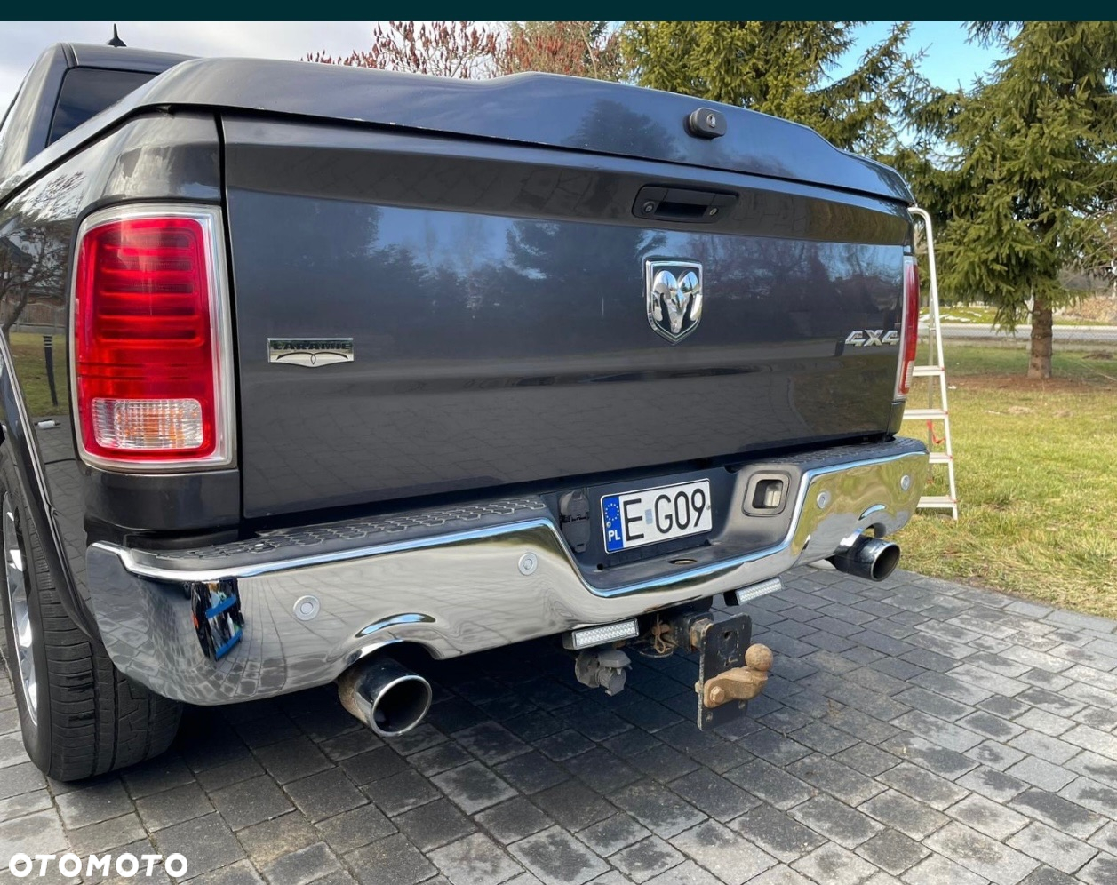 Dodge RAM 1500 5.7 4x4 - 2