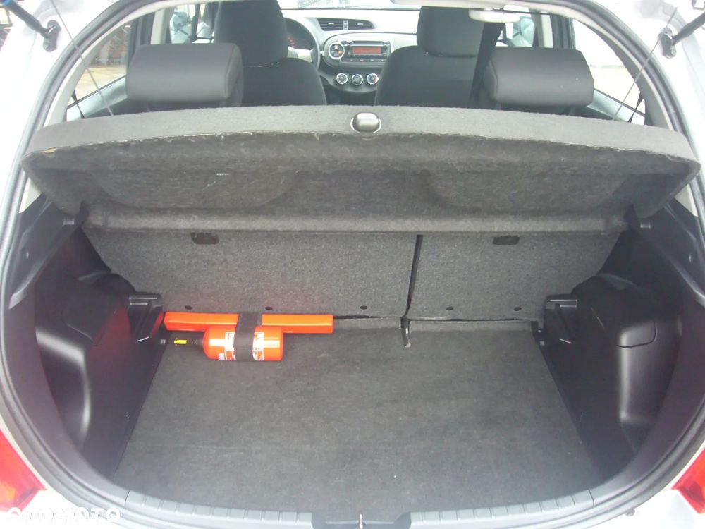 Toyota Yaris - 20