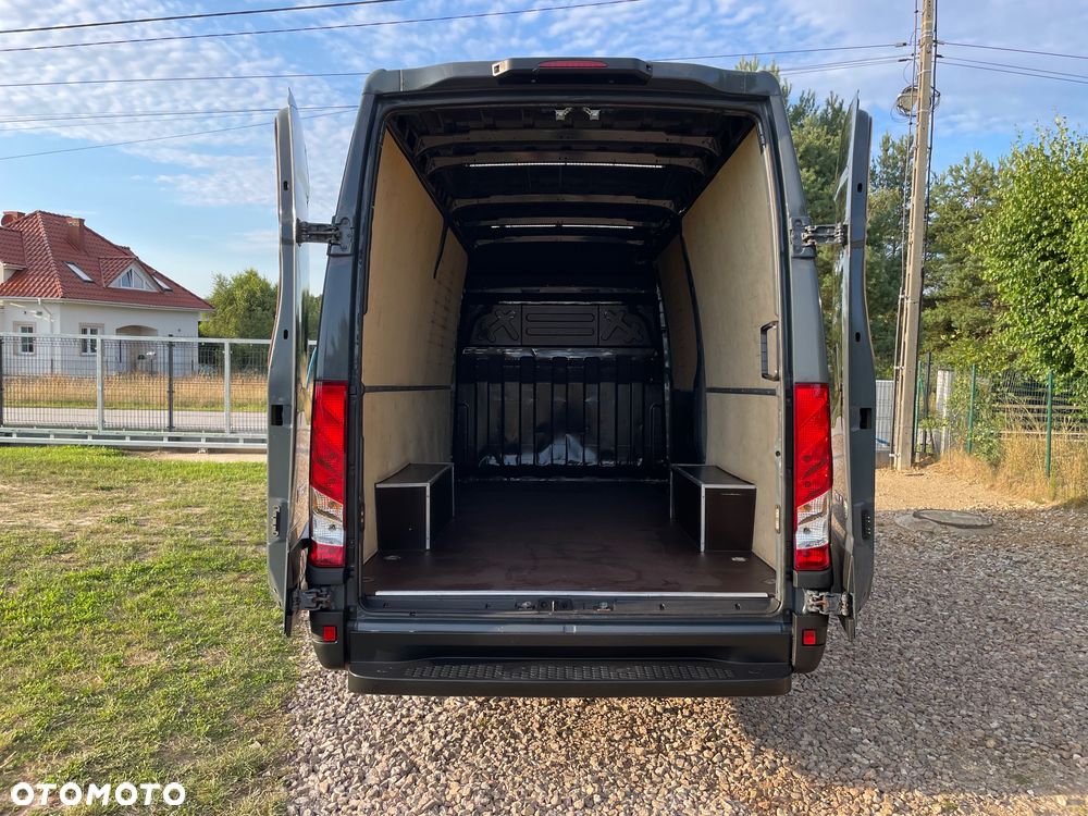 Iveco Daily - 8