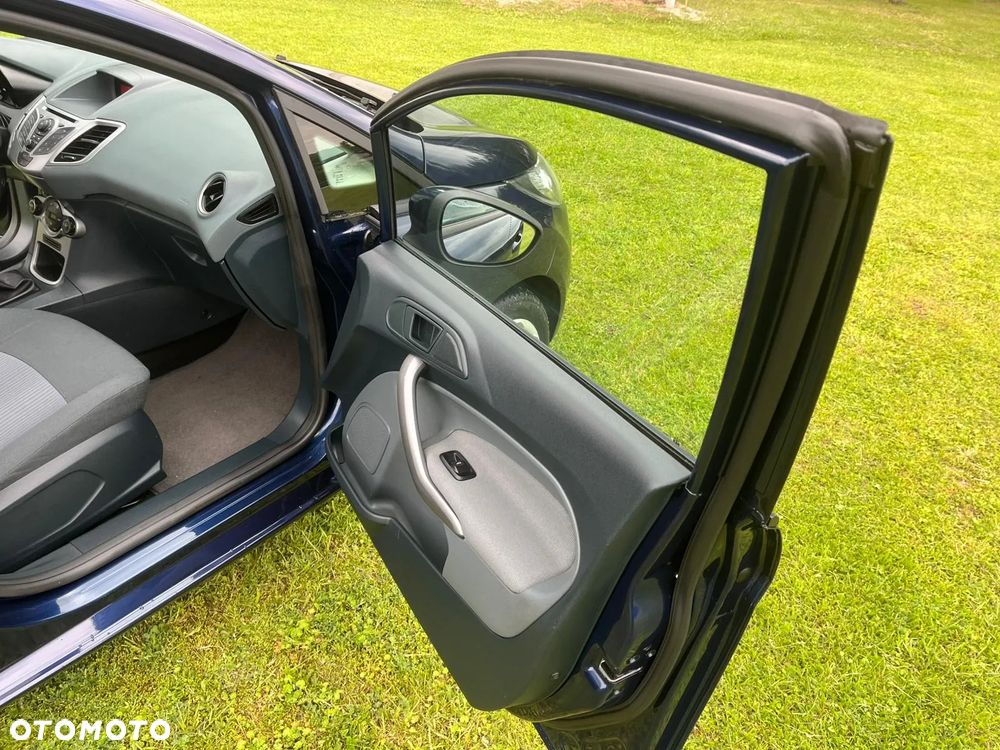 Ford Fiesta 1.25 SYNC Edition - 23