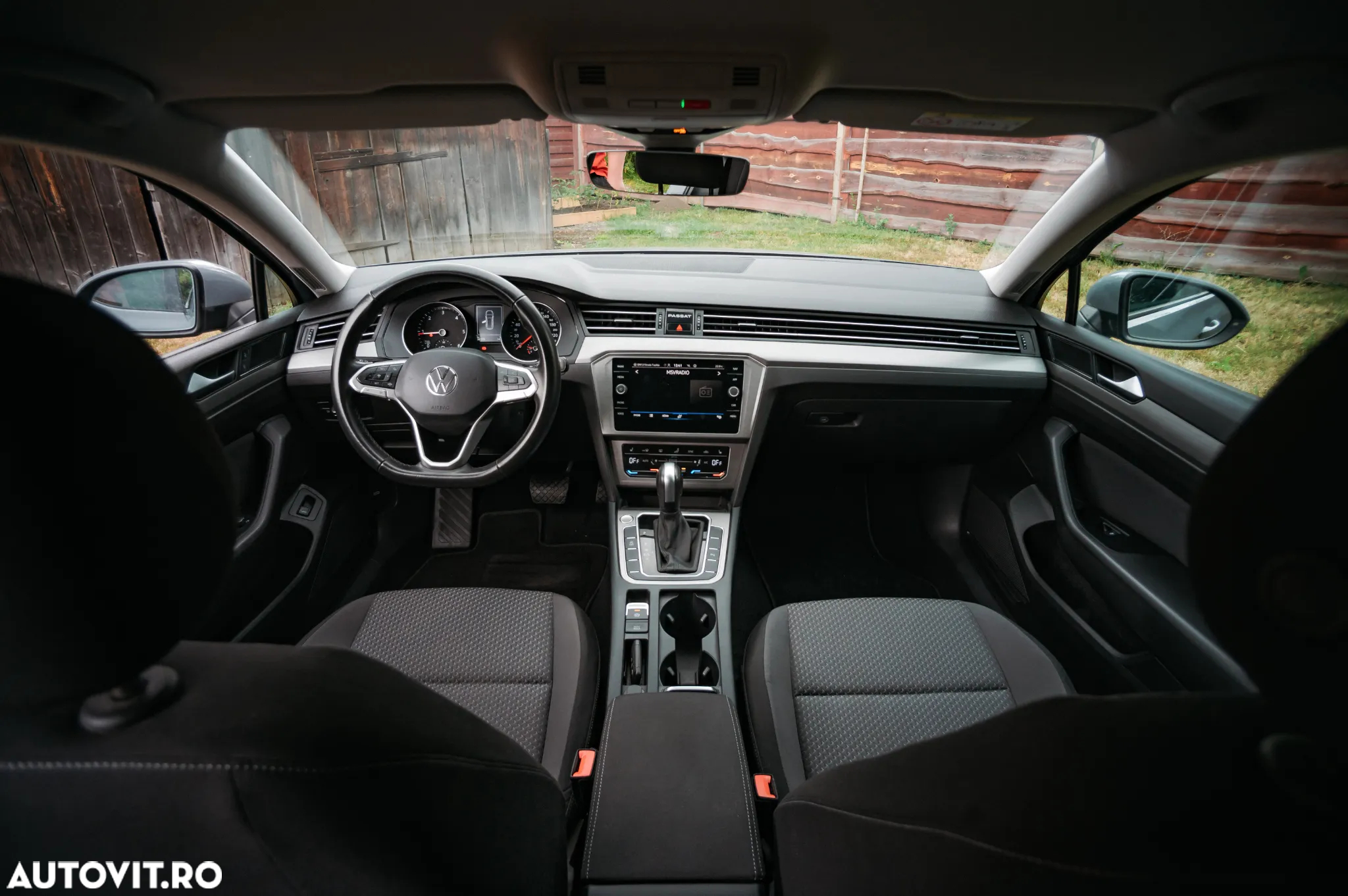 Volkswagen Passat Variant 2.0 TDI DSG Base - 9