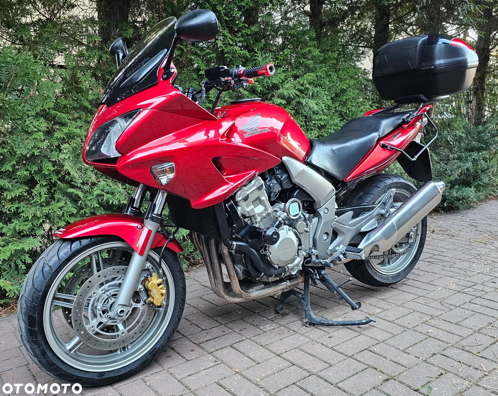 Honda CBF - 12