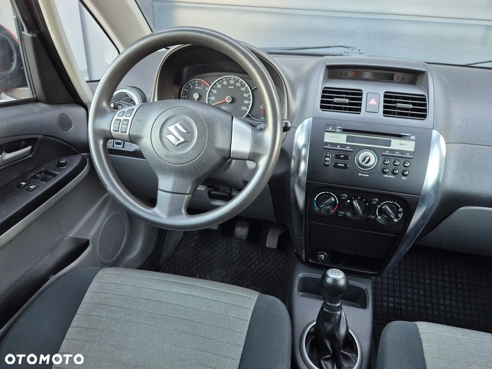 Suzuki SX4 1.6 GS / Premium 4WD - 17