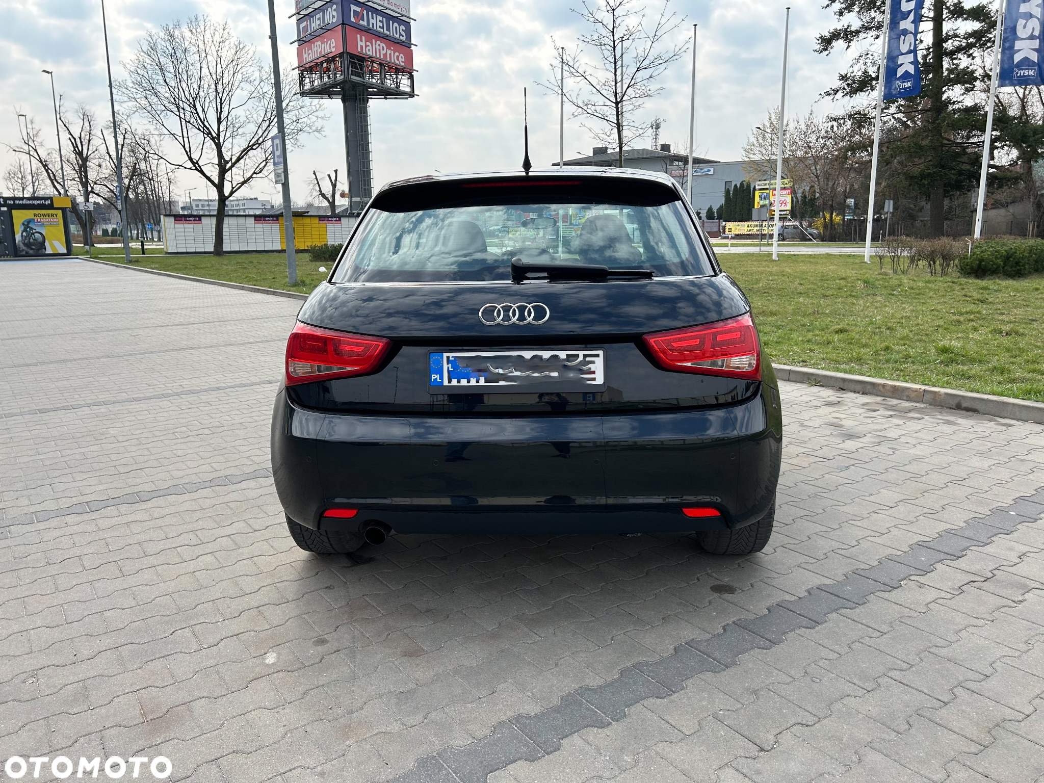 Audi A1 1.6 TDI Attraction S tronic - 6