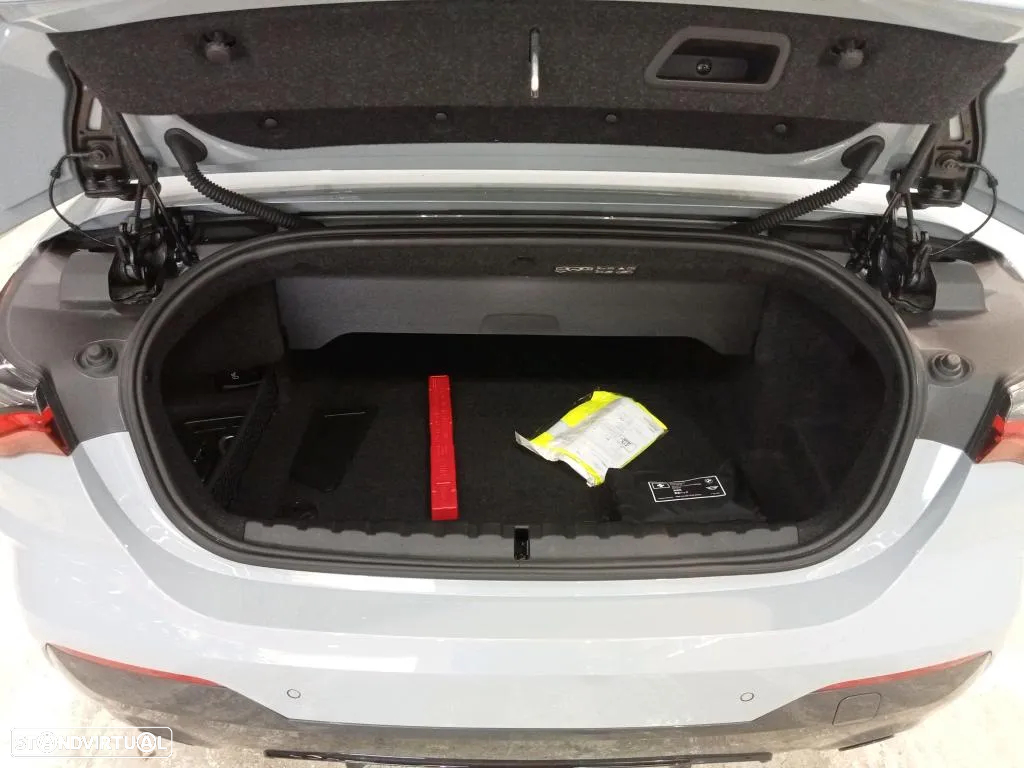 BMW 420 d Desportiva M Auto - 13