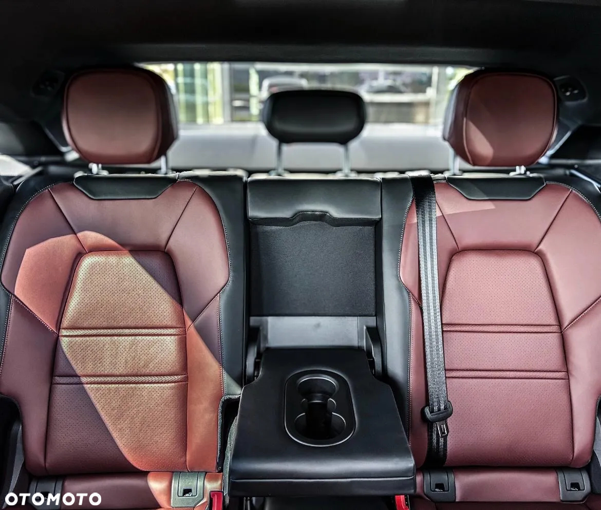 Porsche Cayenne - 12