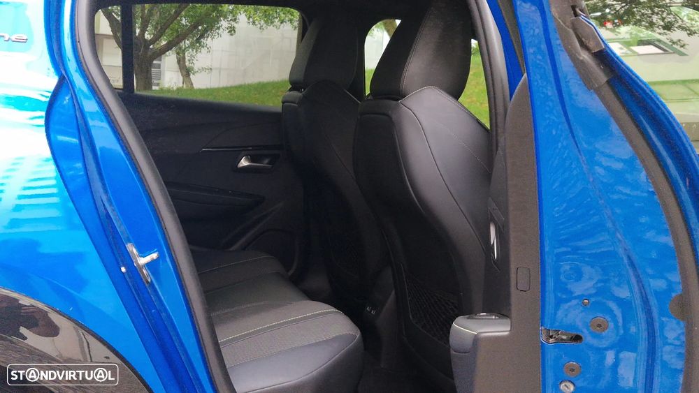 Peugeot 208 1.2 PureTech GT Line - 6