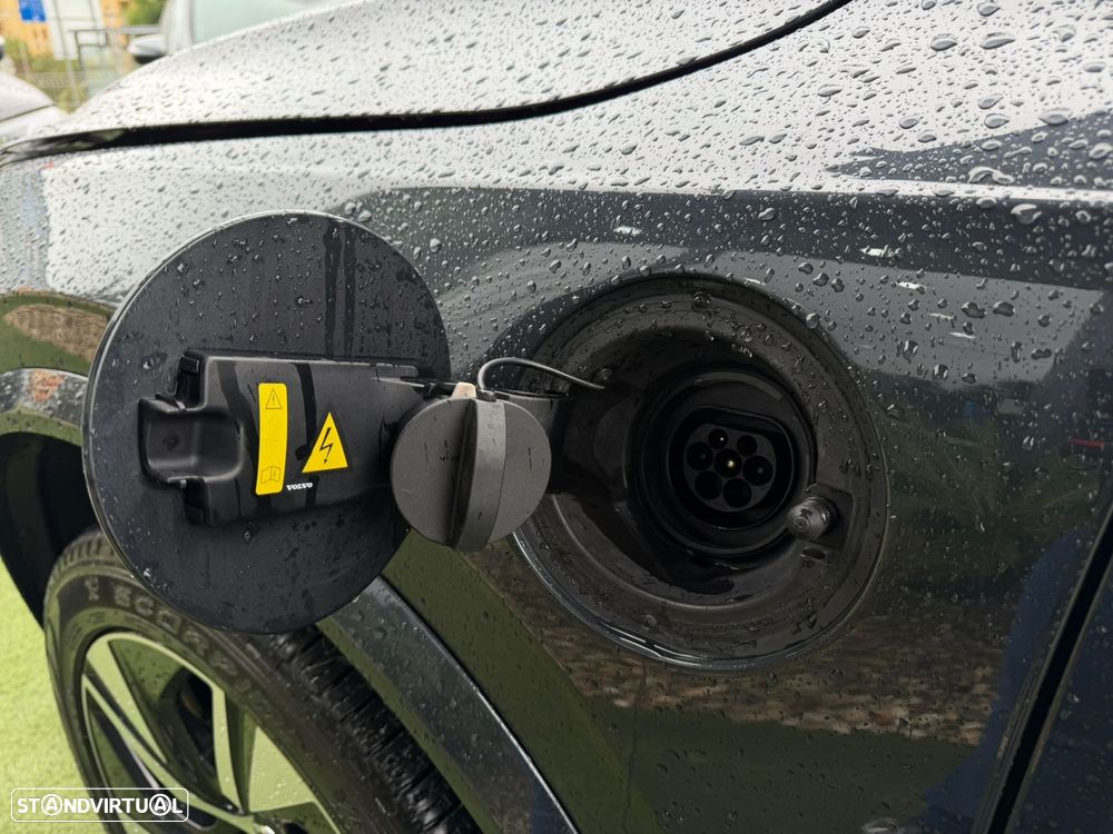 Volvo XC 90 2.0 T8 PHEV R-Design AWD - 7