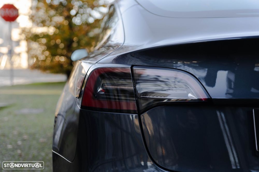 Tesla Model 3 Long Range Tração Integral - 18