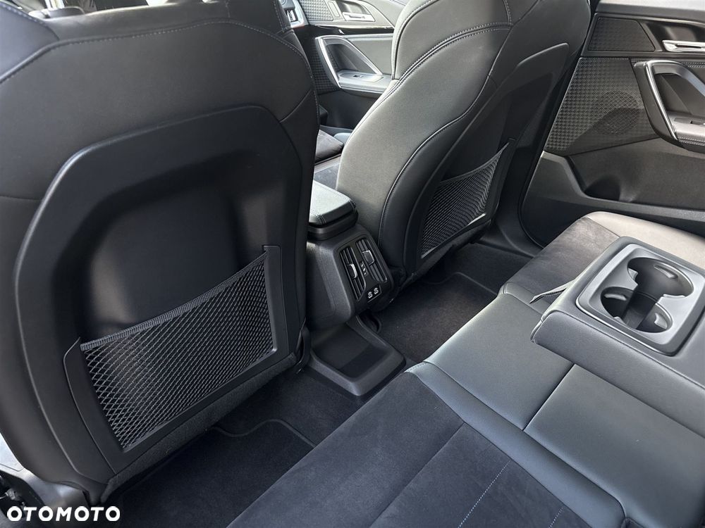 BMW X1 sDrive18i - 21