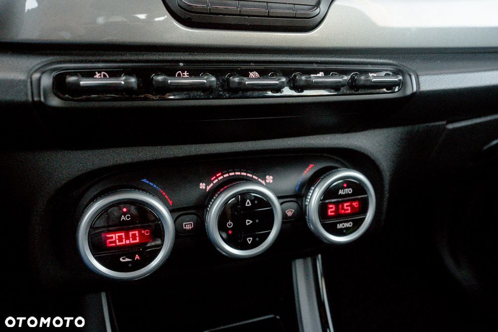 Alfa Romeo Giulietta 1.4 TB 16V Turismo - 21