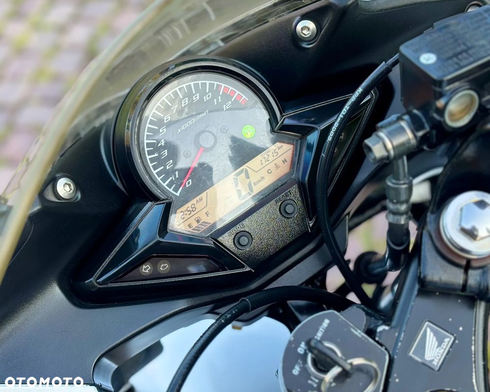 Honda CBR - 7
