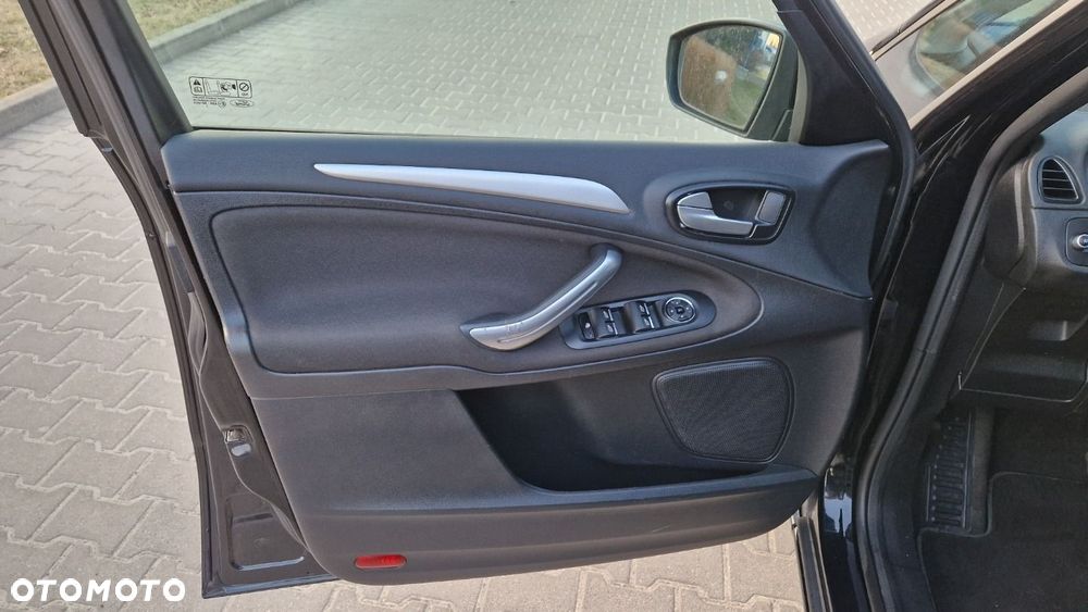 Ford S-Max 2.0 TDCi DPF Business Edition - 11