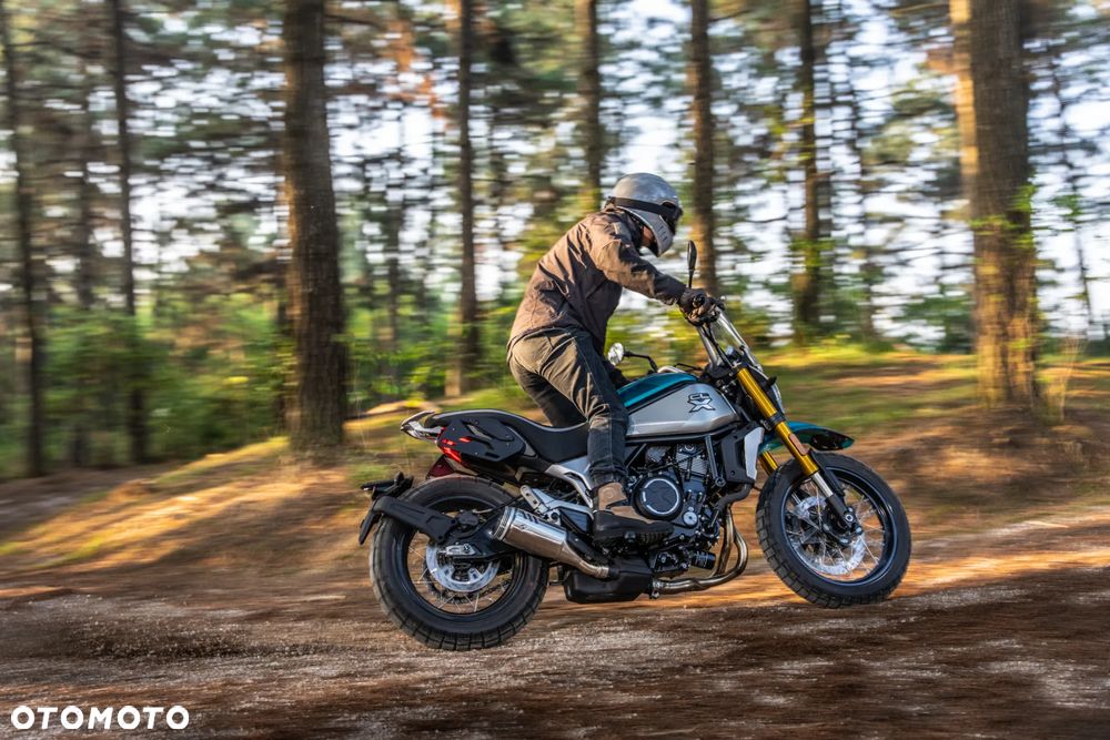 CFMoto 700CL-X Adventure - 1