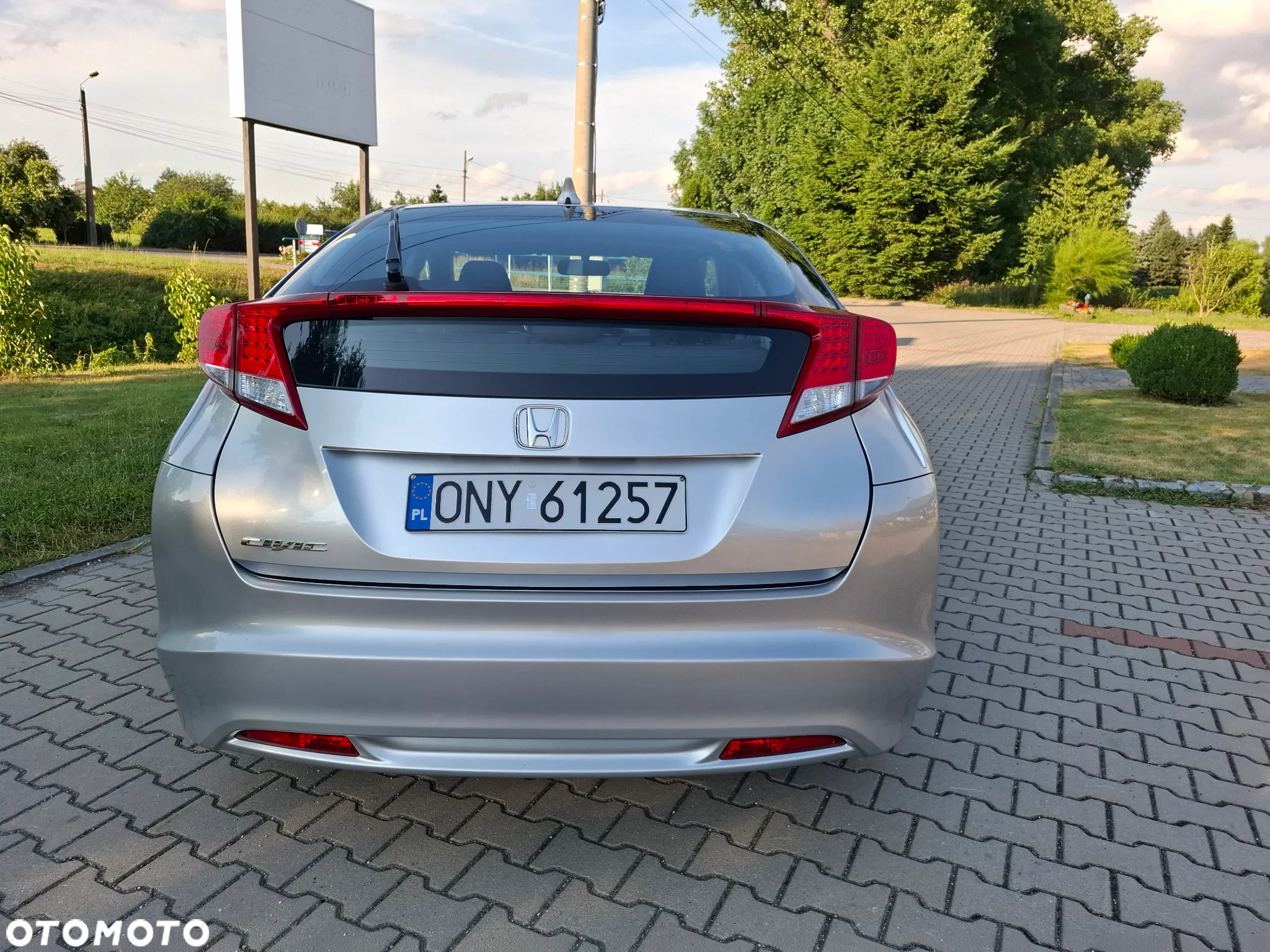 Honda Civic 1.6 i-DTEC Executive Navi - 5