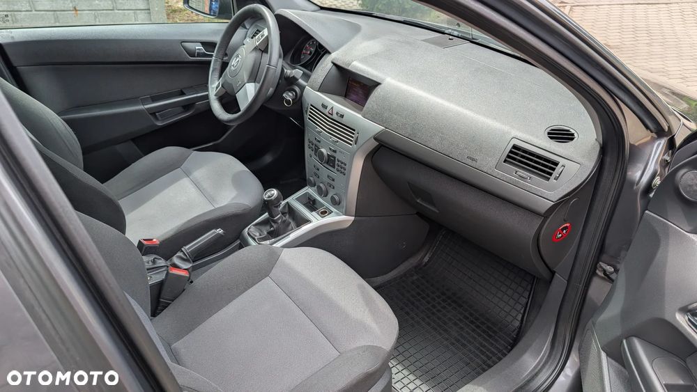 Opel Astra 1.4 - 11
