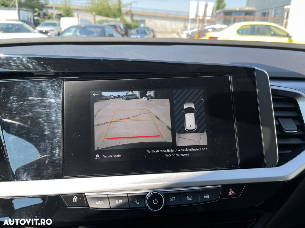 Opel Grandland X 1.2 Turbo START/STOP AT8 GLX - 14