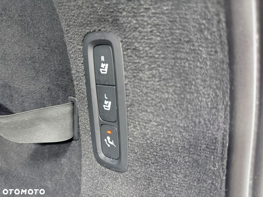 Volvo V90 D5 AWD Geartronic Inscription - 32