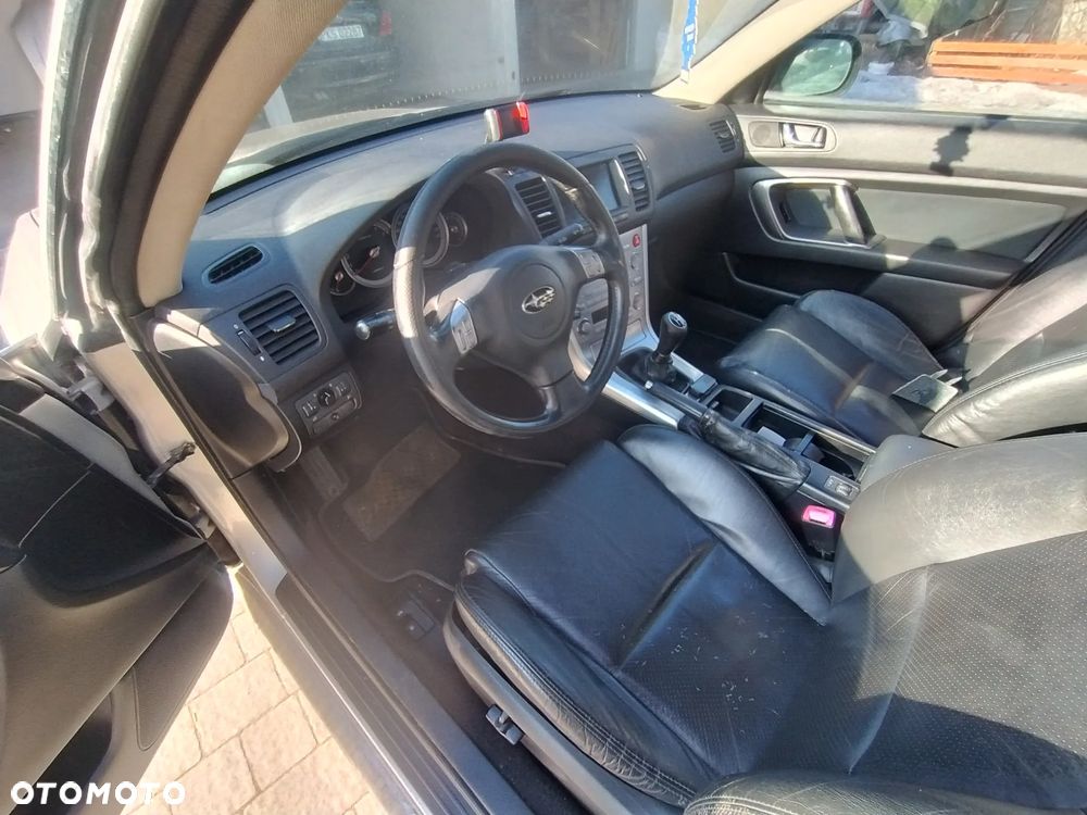 Subaru Legacy 2.5iComfort MT - 12