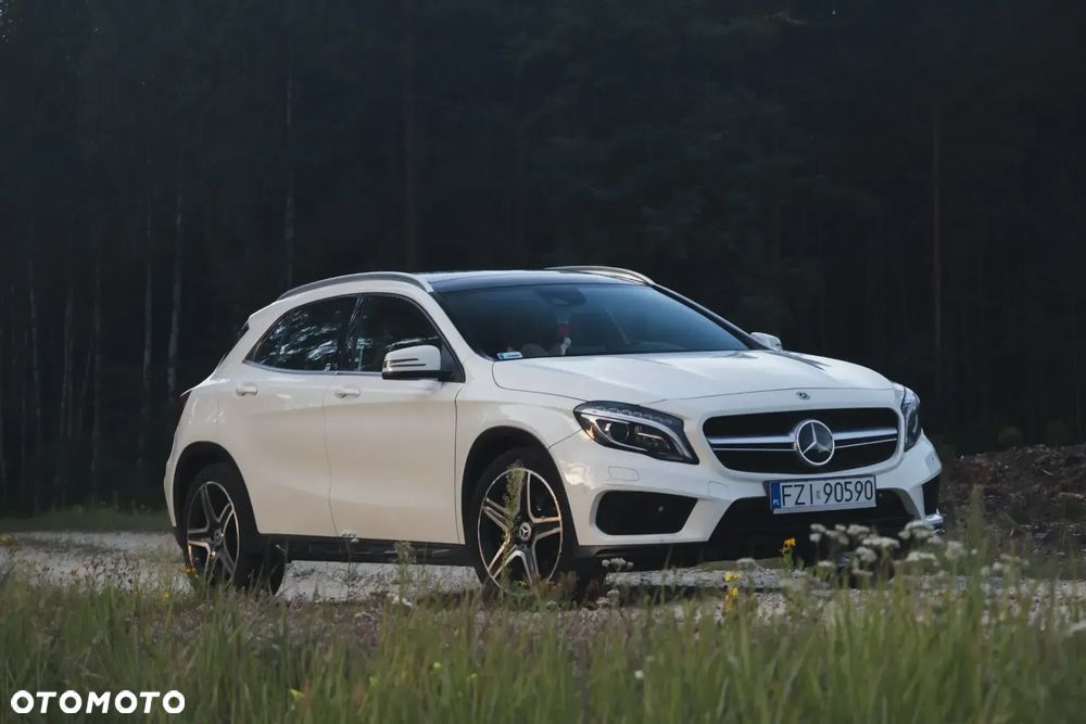 Mercedes-Benz GLA - 1
