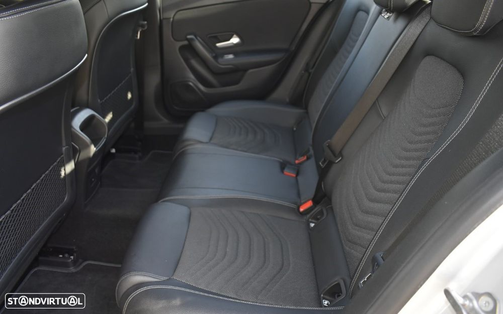 Mercedes-Benz A 250 e Style Plus - 31