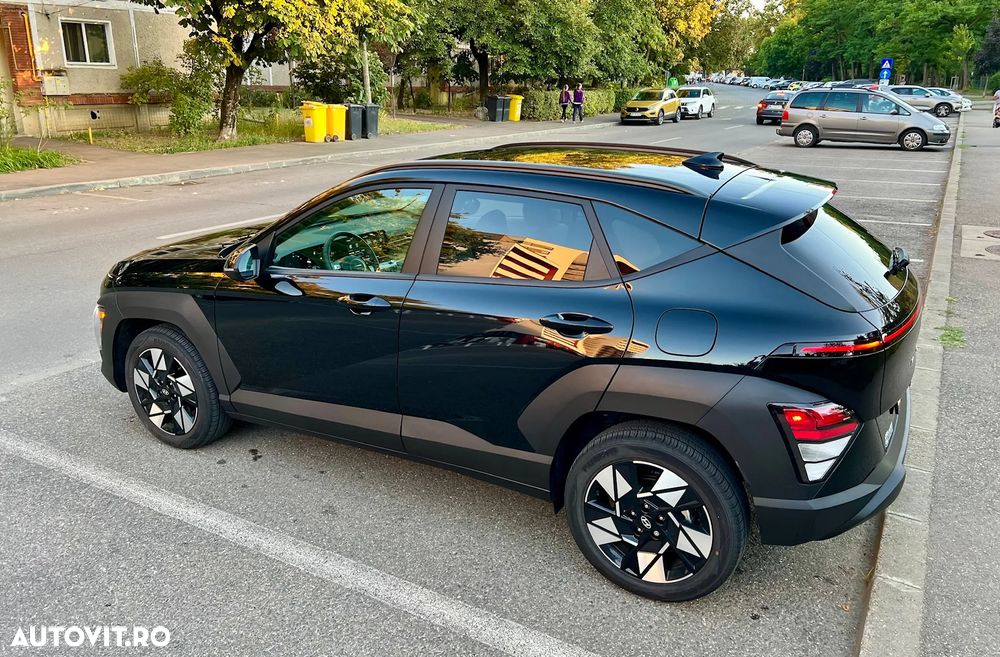 Hyundai KONA - 4