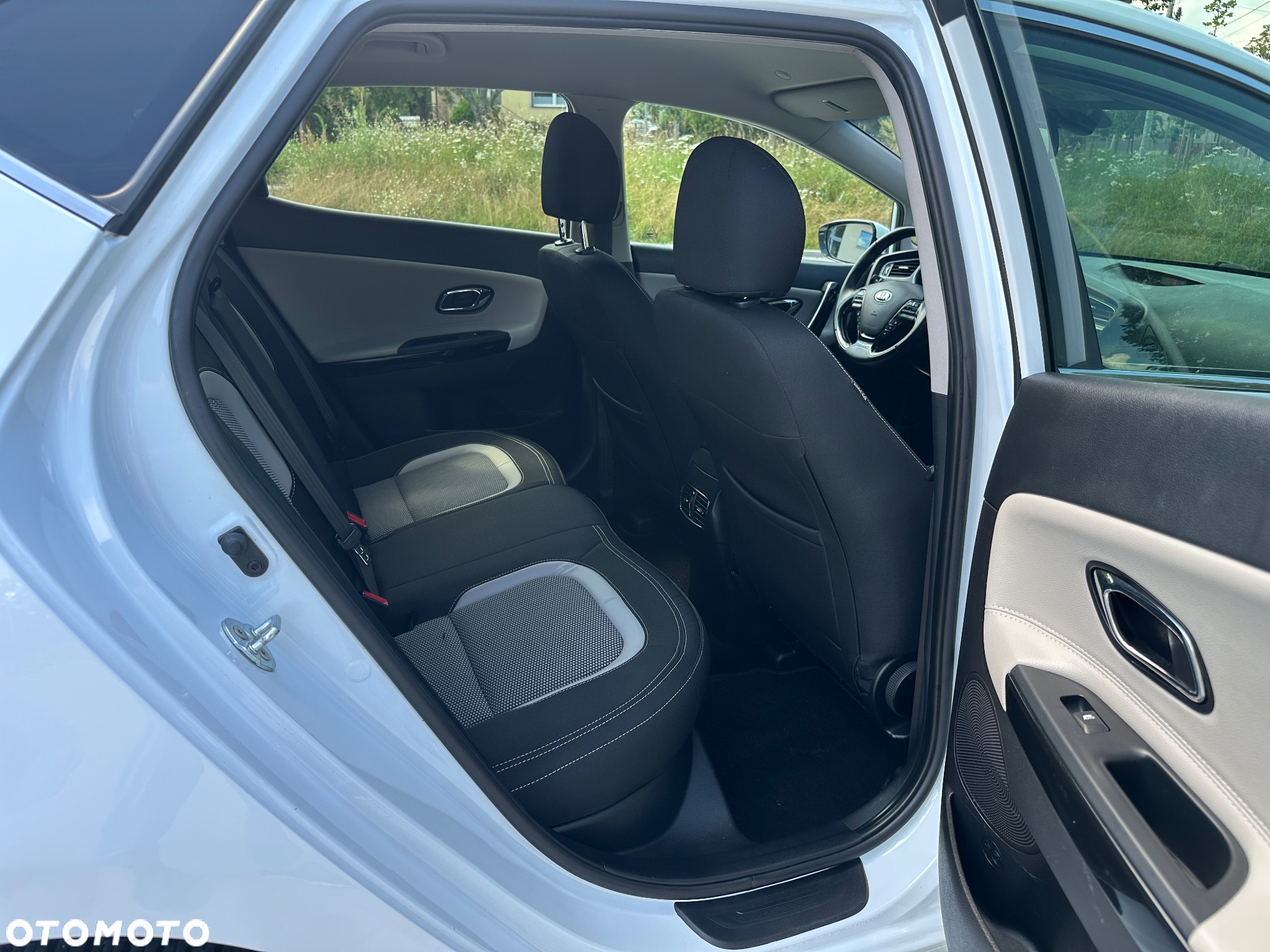 Kia Ceed 1.6 CRDi 128 Vision - 28