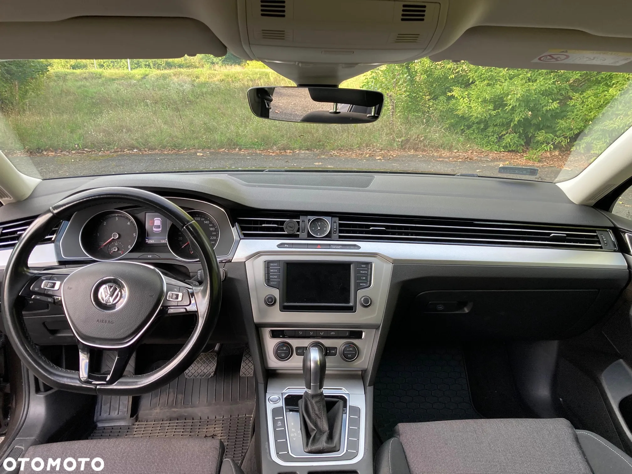 Volkswagen Passat 2.0 TDI BMT Comfortline DSG - 10