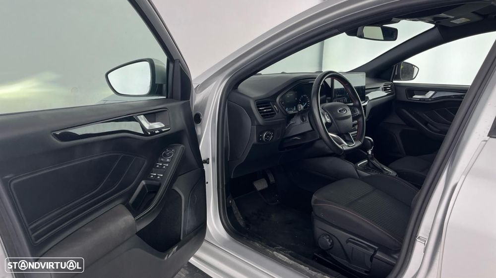 Ford Focus SW 1.0 EcoBoost MHEV ST-Line Aut. - 14