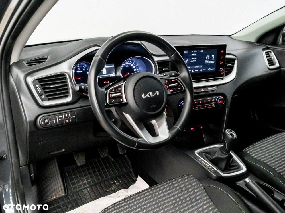Kia XCeed 1.5 T-GDI M - 20