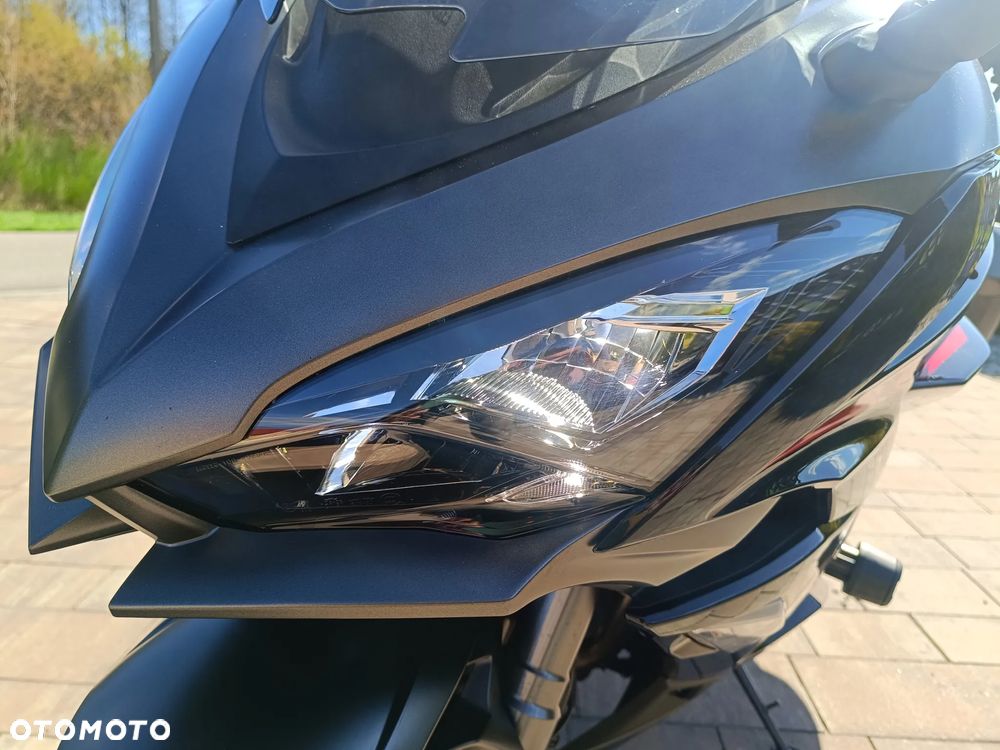 Kawasaki Ninja 1000 SX - 14