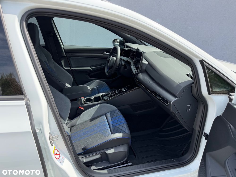 Volkswagen Golf 2.0 TSI 4Motion R DSG - 11
