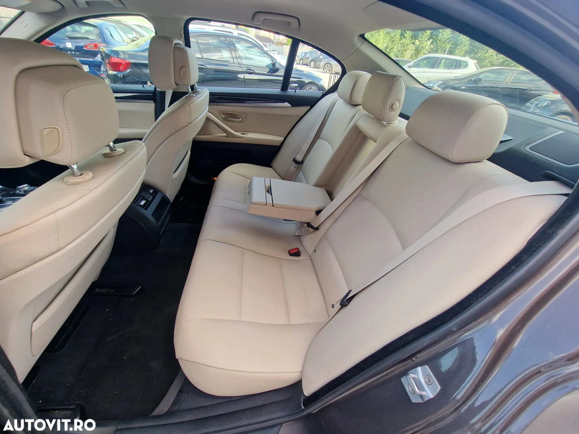 BMW Seria 5 520d - 16