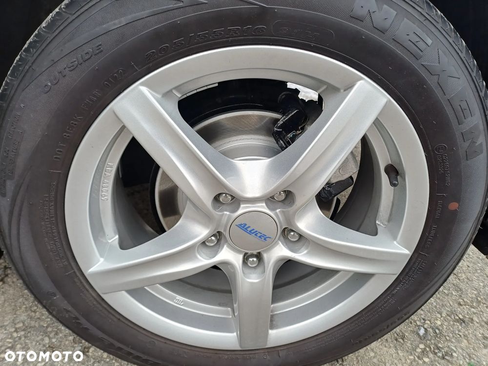 Hyundai i30 blue 1.6 GDI Style - 14