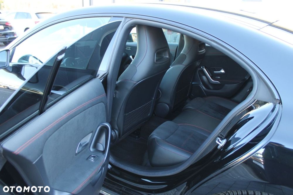 Mercedes-Benz CLA - 29