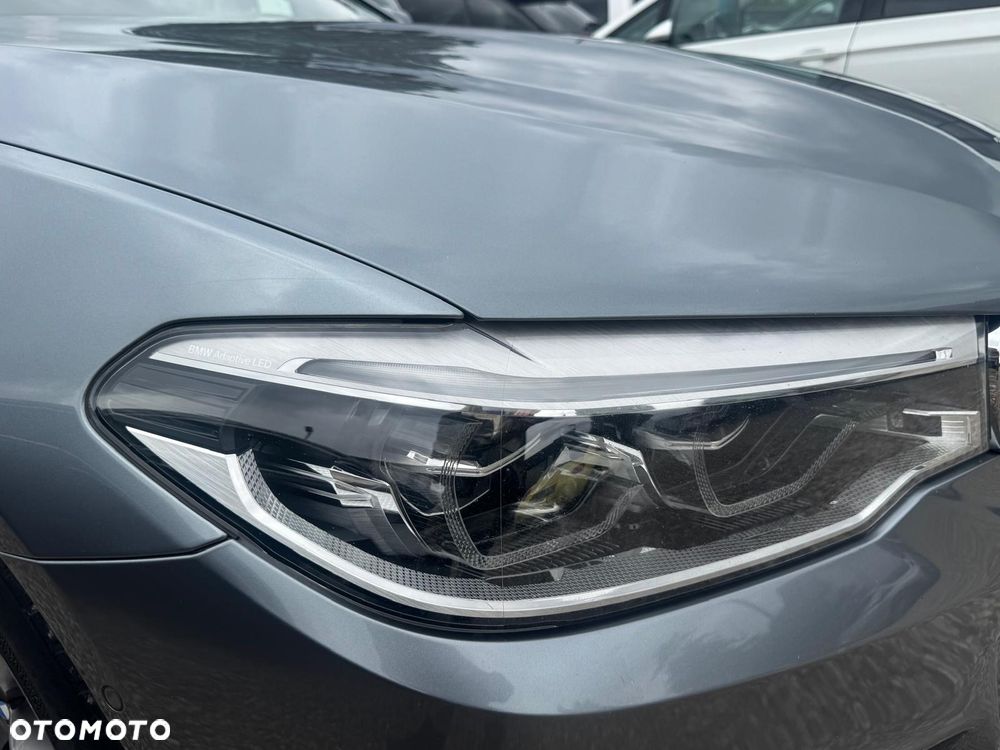 BMW Seria 5 520d xDrive M Sport sport - 5