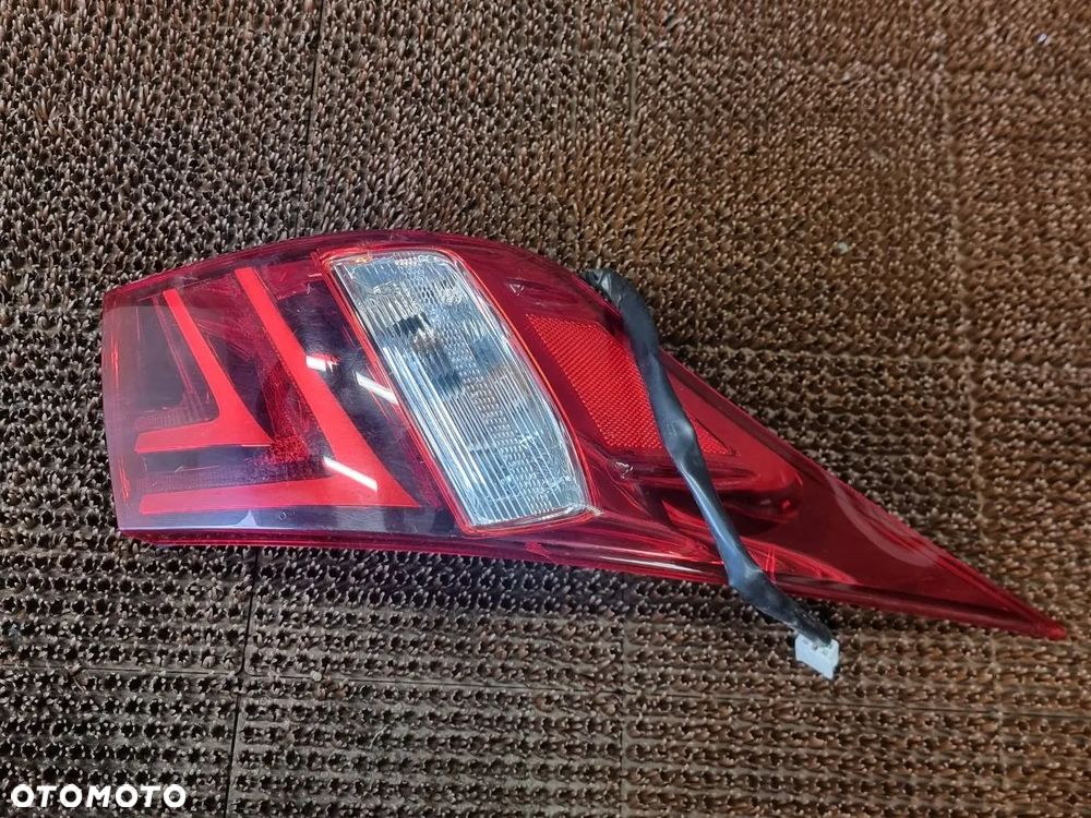 LEXUS IS 13-16r Lampa Tył - 2